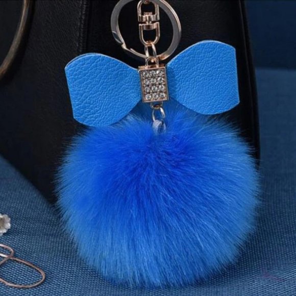 Fluffy Pom Pom & Bow or Snowy Owl Keychain/Bag Charm NWT - Picture 2 of 5